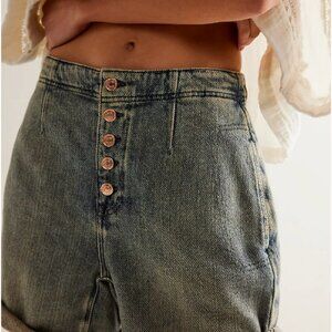 We The Free Osaka Relaxed Short in Spearmint 26 NWT